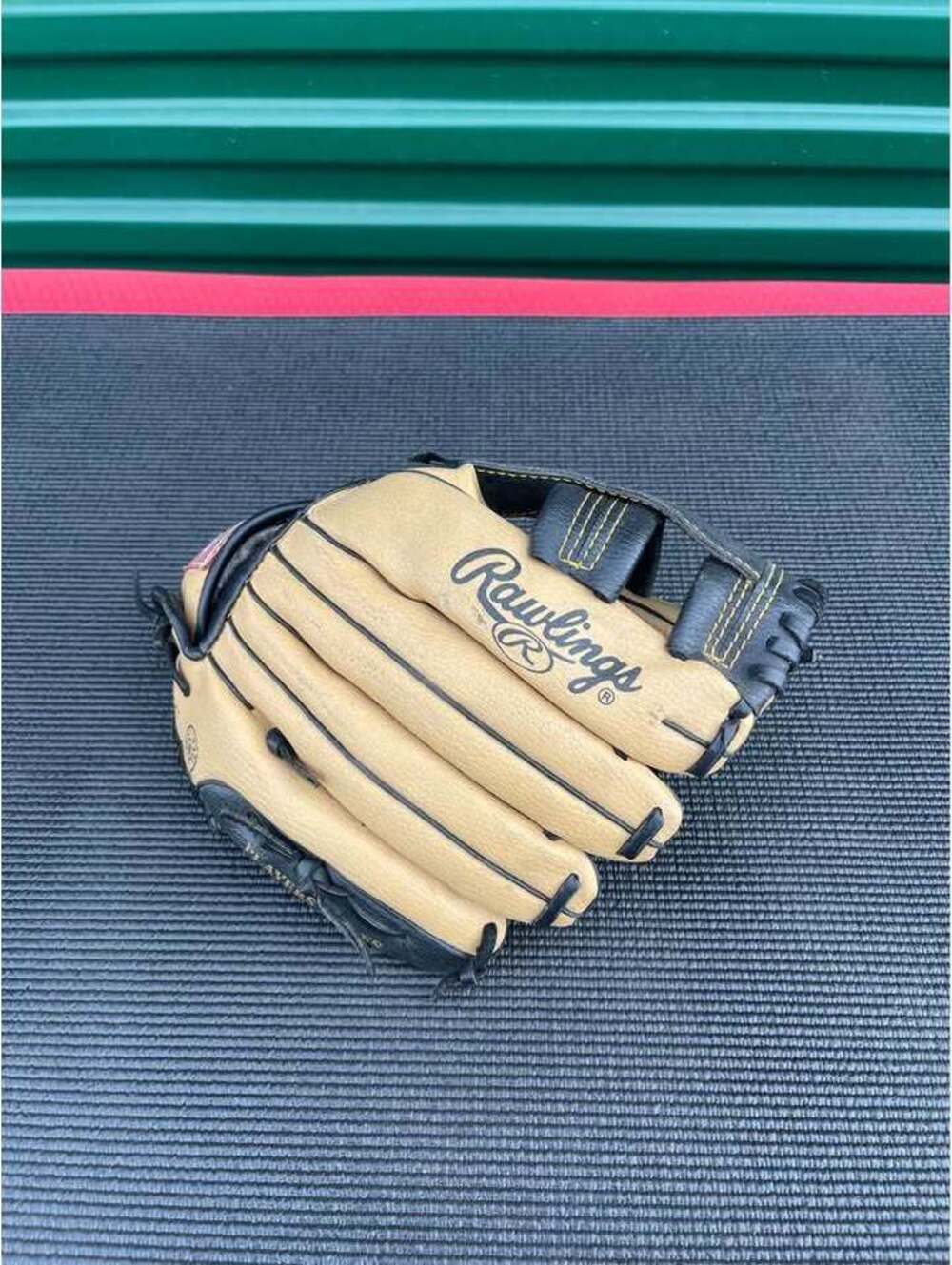 Rawlings PL15WB Baseball Glove